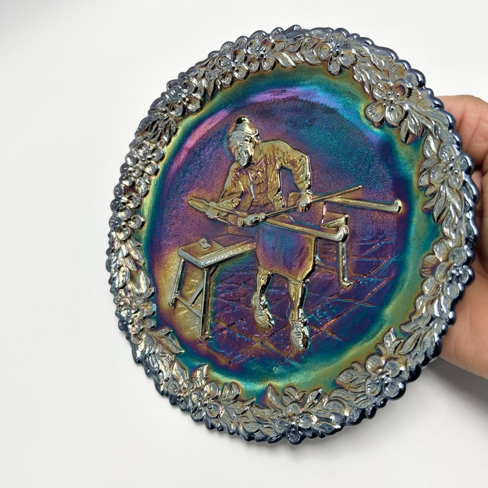 Fenton - Vintage (1970s) Carnival Art Glass Plate. NOT FOR FOOD USE!!! - Picture 9 of 17